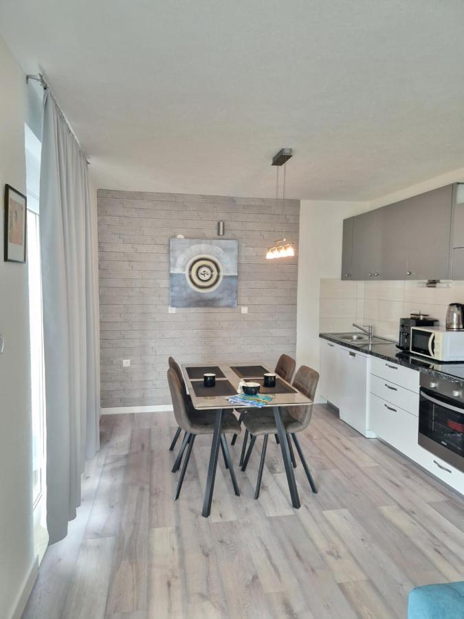 Luxury Apartments Silva With Sea View オクルグ・ゴルニ エクステリア 写真