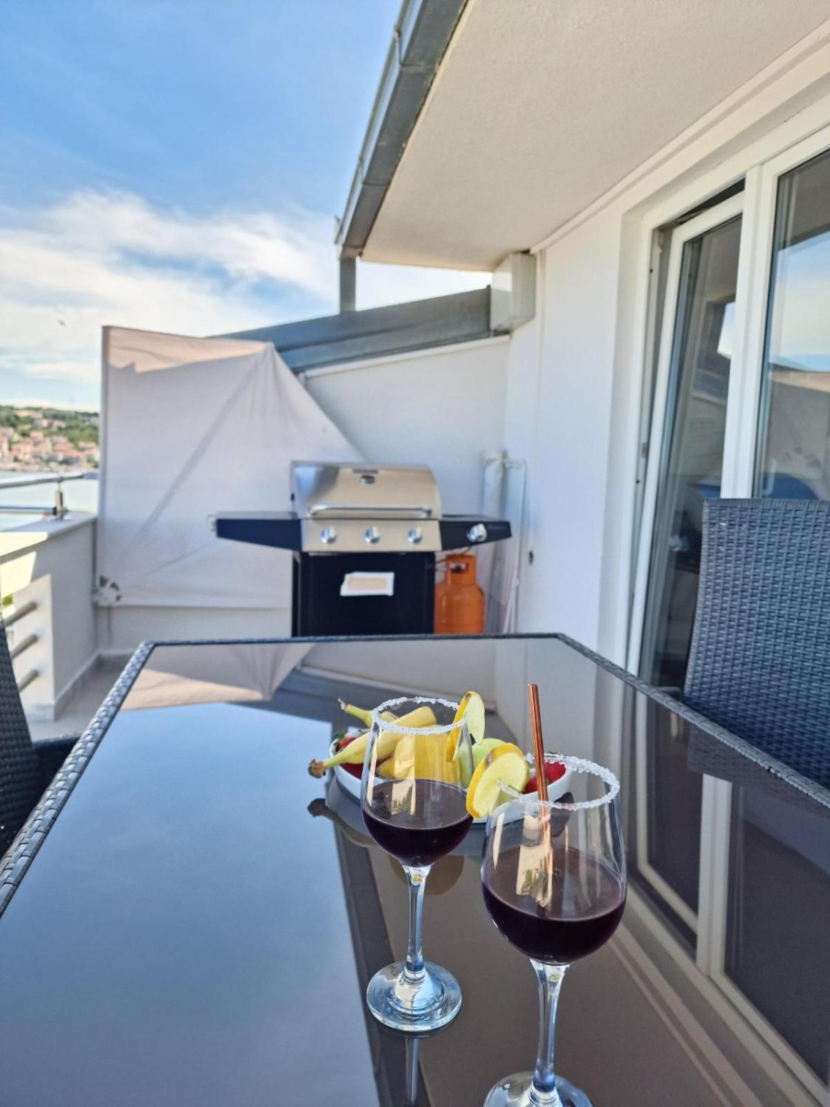 Luxury Apartments Silva With Sea View オクルグ・ゴルニ エクステリア 写真
