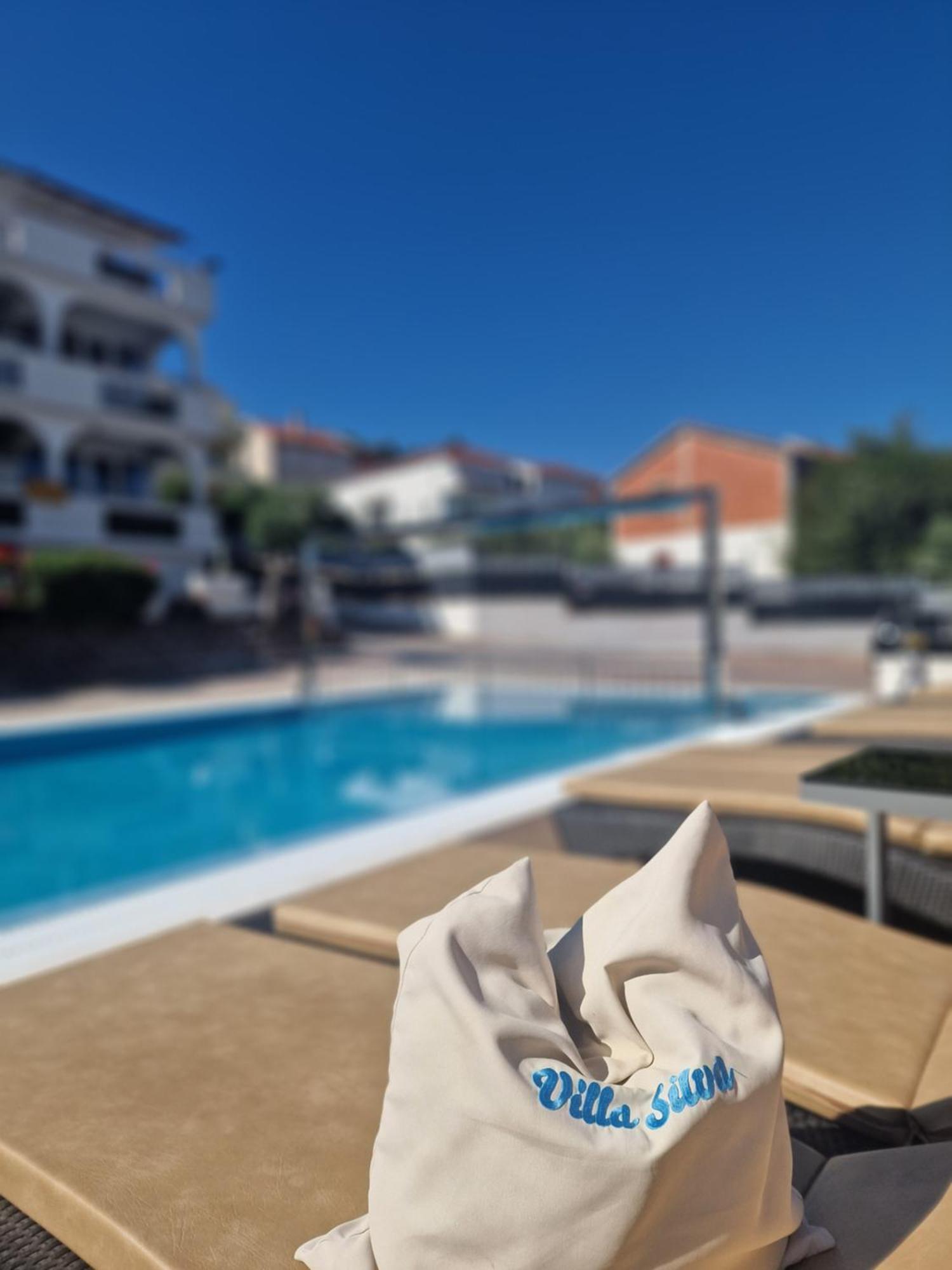 Luxury Apartments Silva With Sea View オクルグ・ゴルニ エクステリア 写真