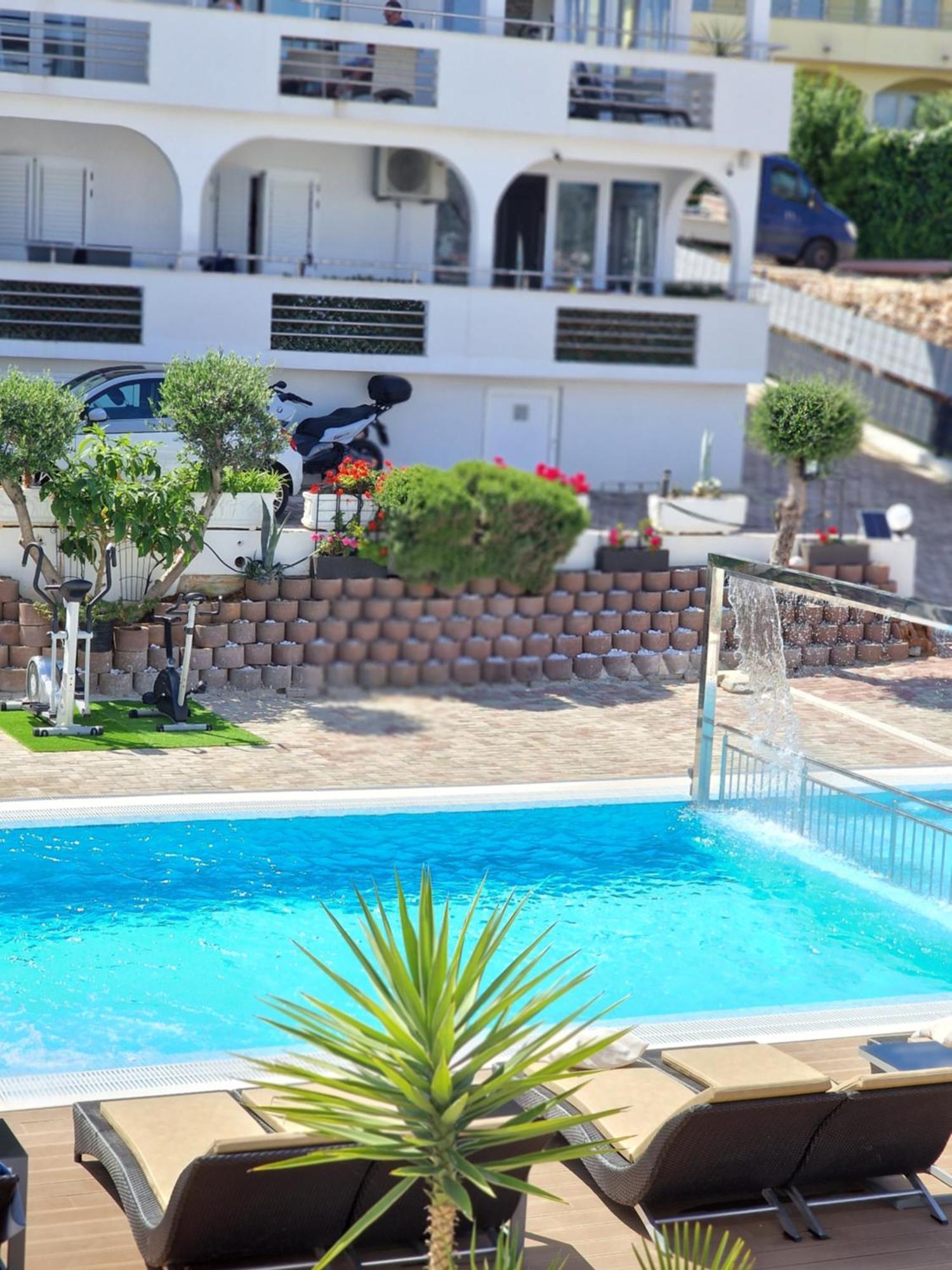 Luxury Apartments Silva With Sea View オクルグ・ゴルニ エクステリア 写真
