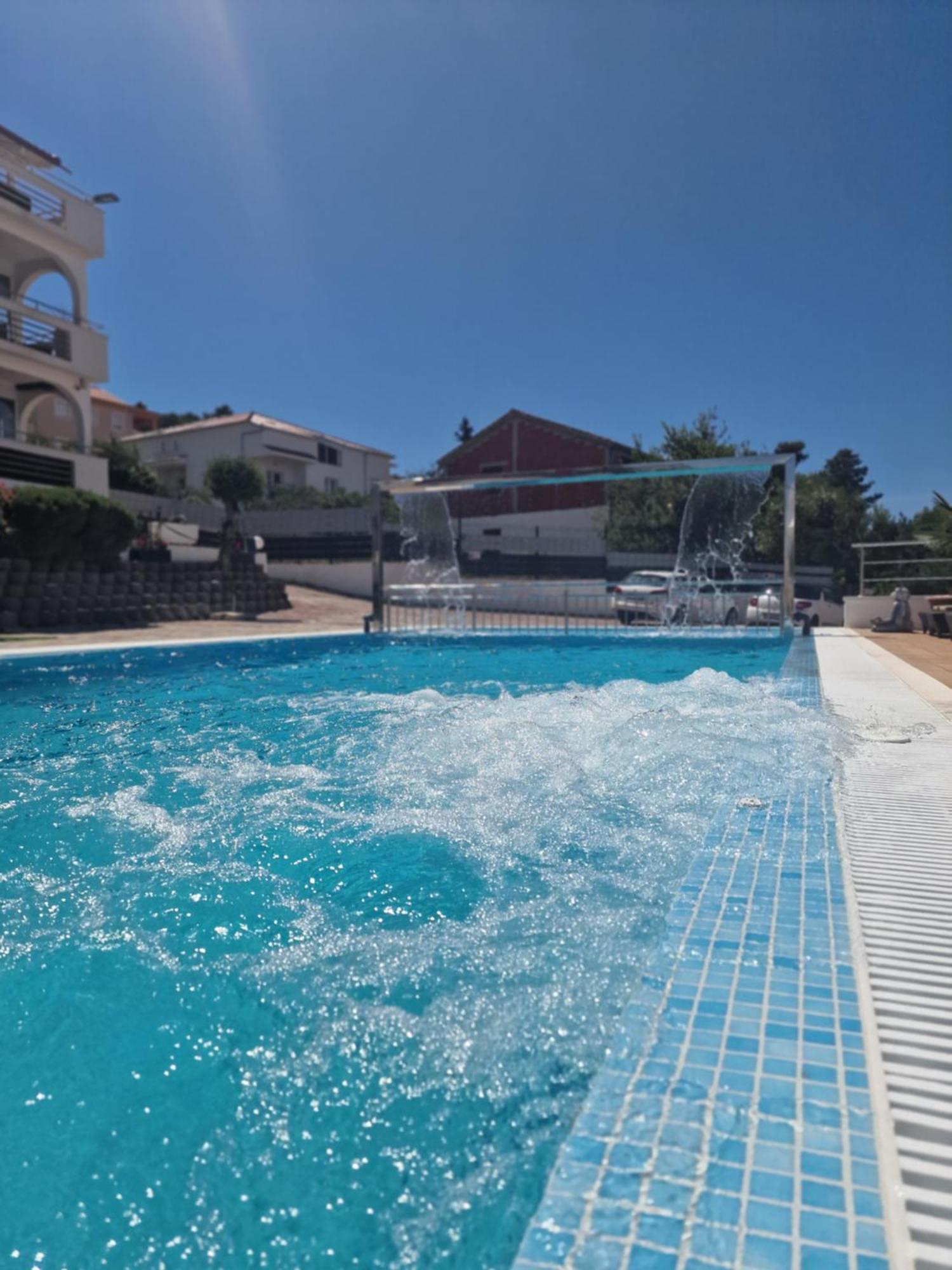 Luxury Apartments Silva With Sea View オクルグ・ゴルニ エクステリア 写真
