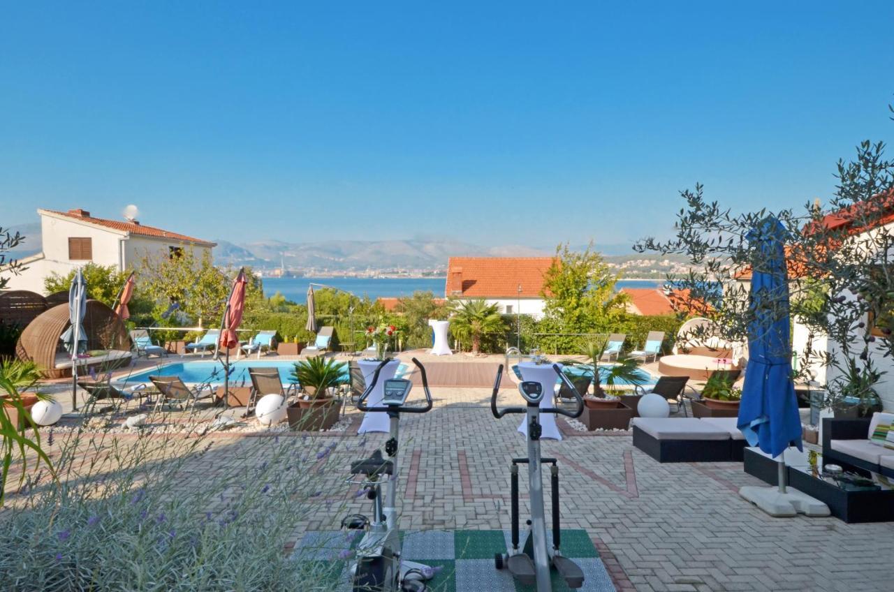 Luxury Apartments Silva With Sea View オクルグ・ゴルニ エクステリア 写真
